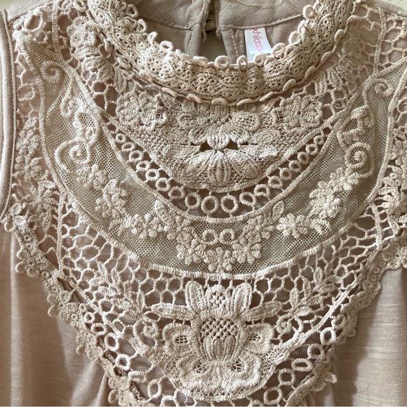Boho Crochet Lace Front Sleeveless Top Size Small - Picture 7 of 9
